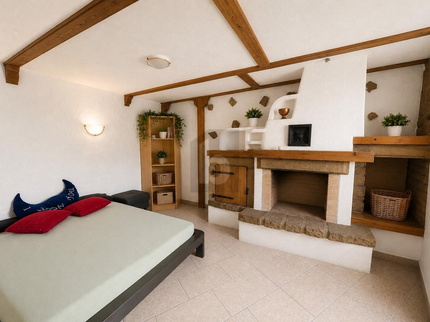 12 rooms multi family house