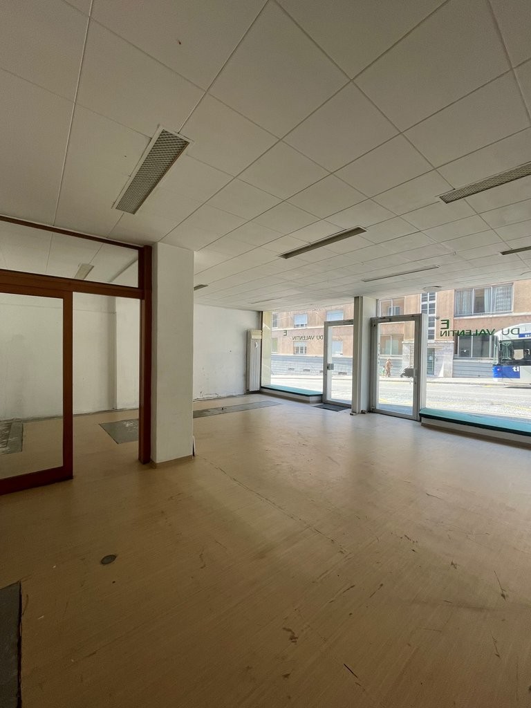 162m² shop, photo 5 of 9