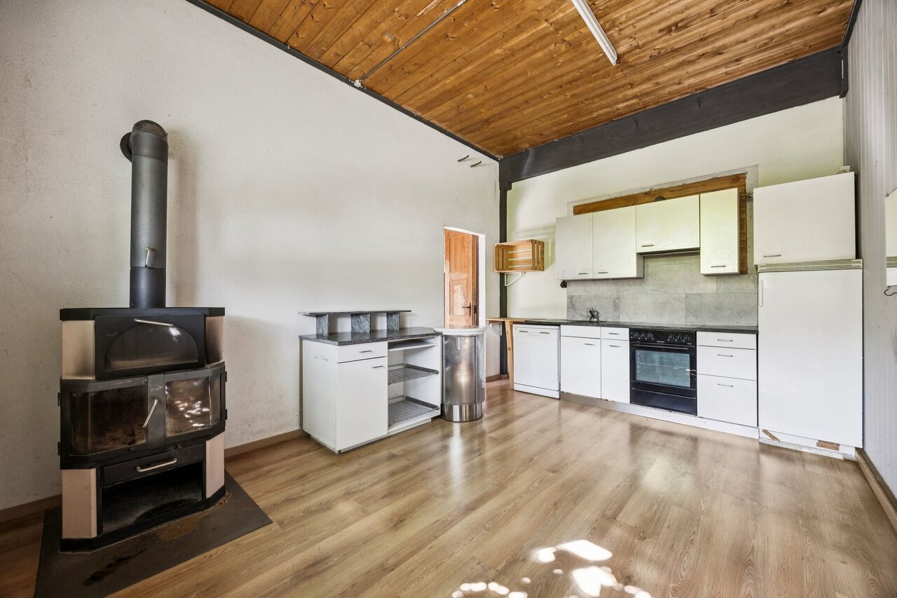 569m² commerciale