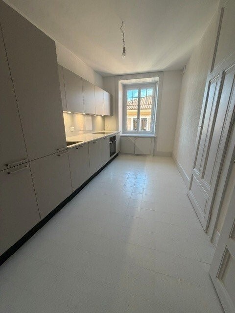 5 rooms apartment, photo 8 of 10