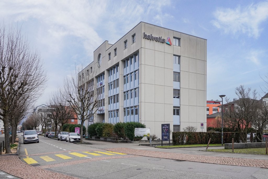 470m² office, photo 1 of 10