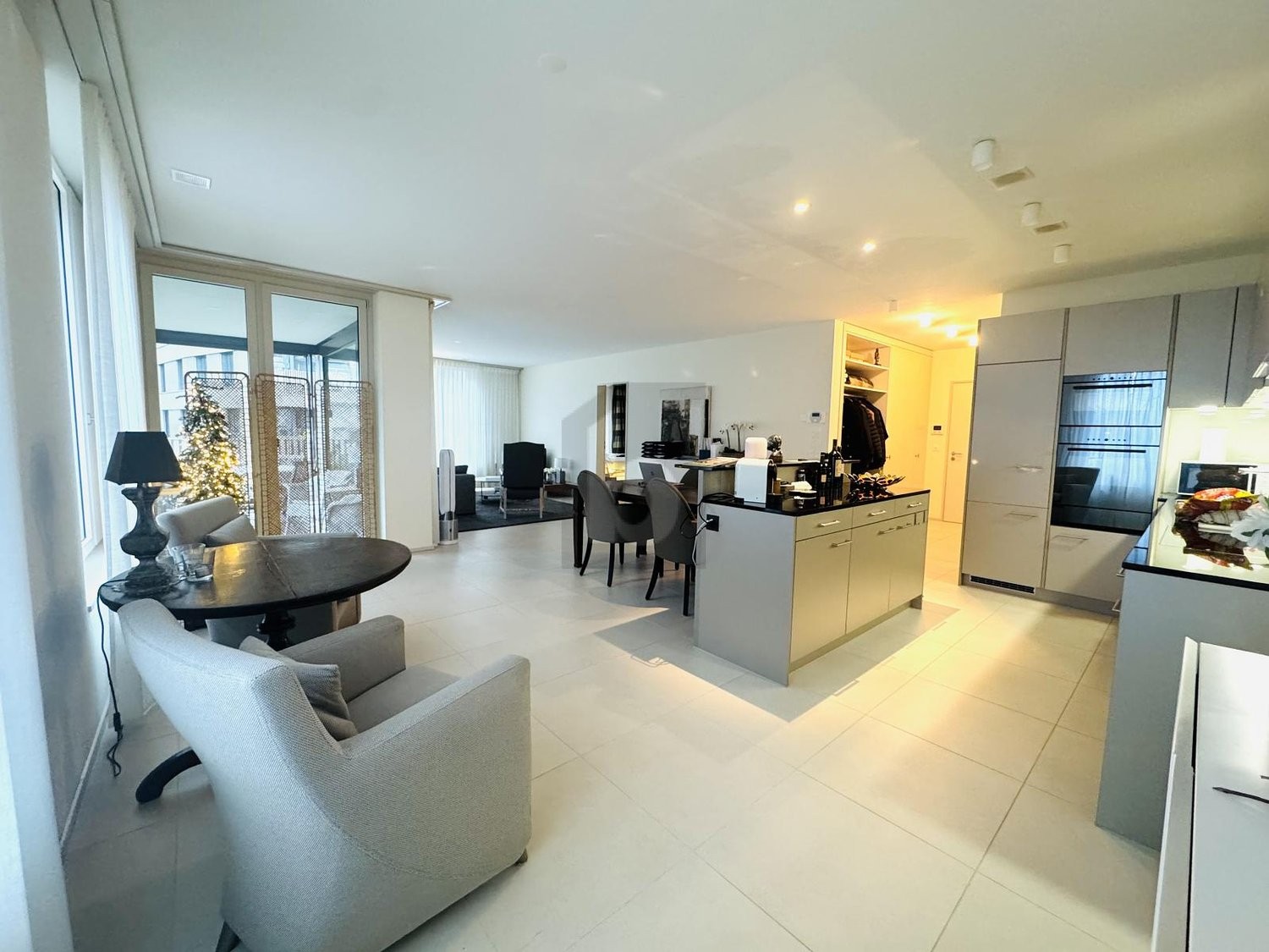 2 ½ rooms furnished flat, photo 2 of 4