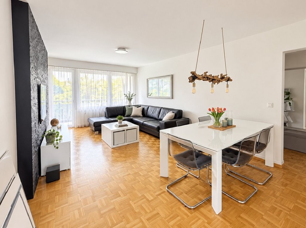 5 rooms apartment