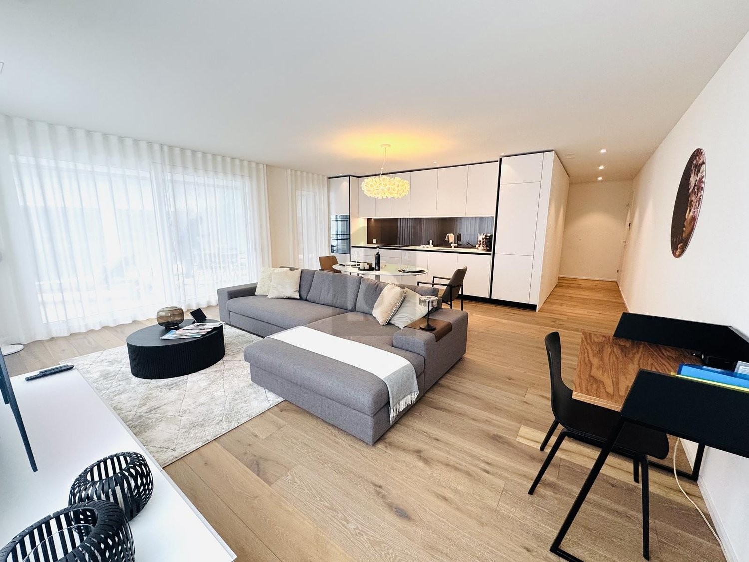 2 ½ rooms furnished flat, foto 2 di 4