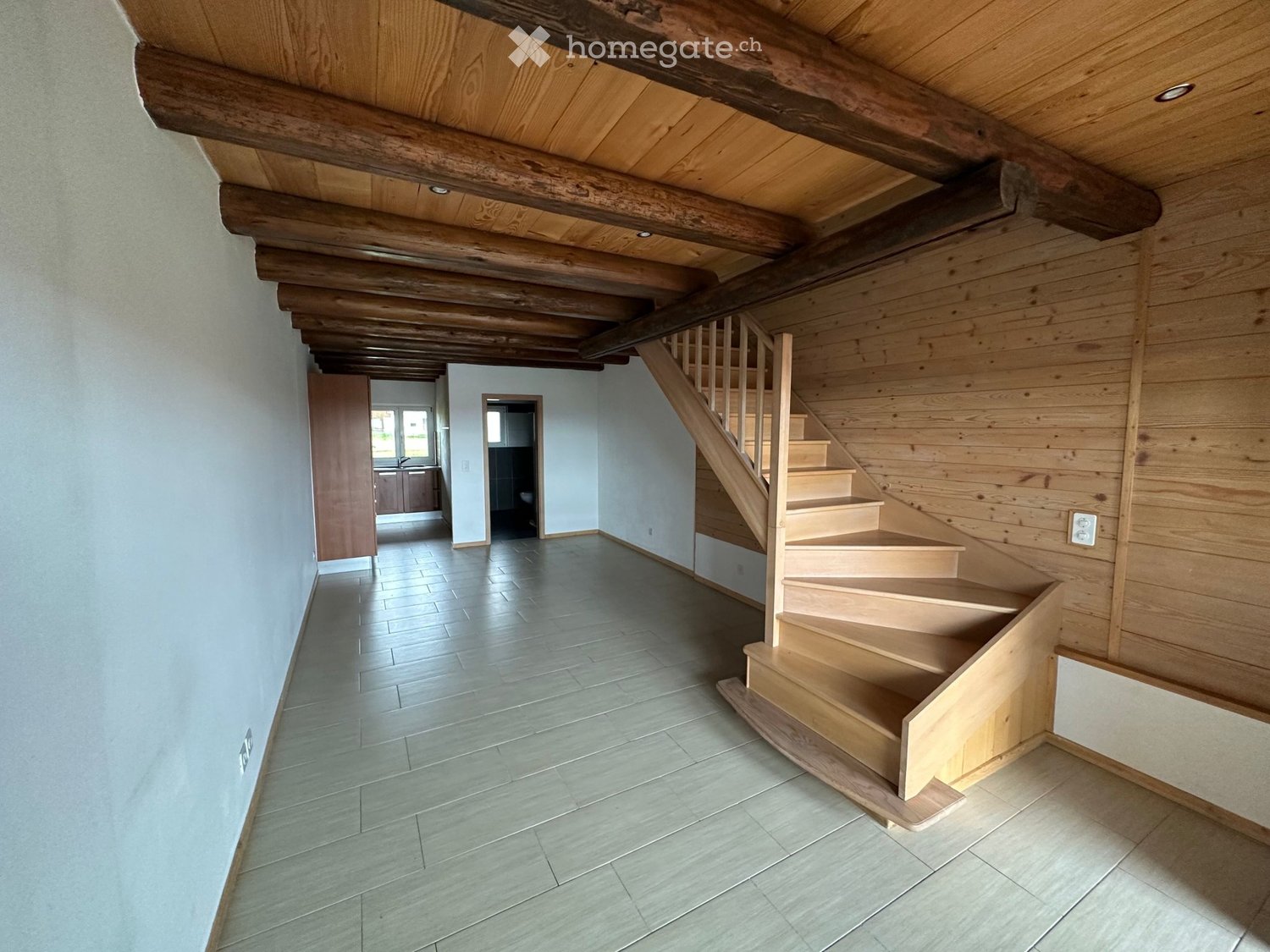 4 rooms apartment, photo 1 of 5