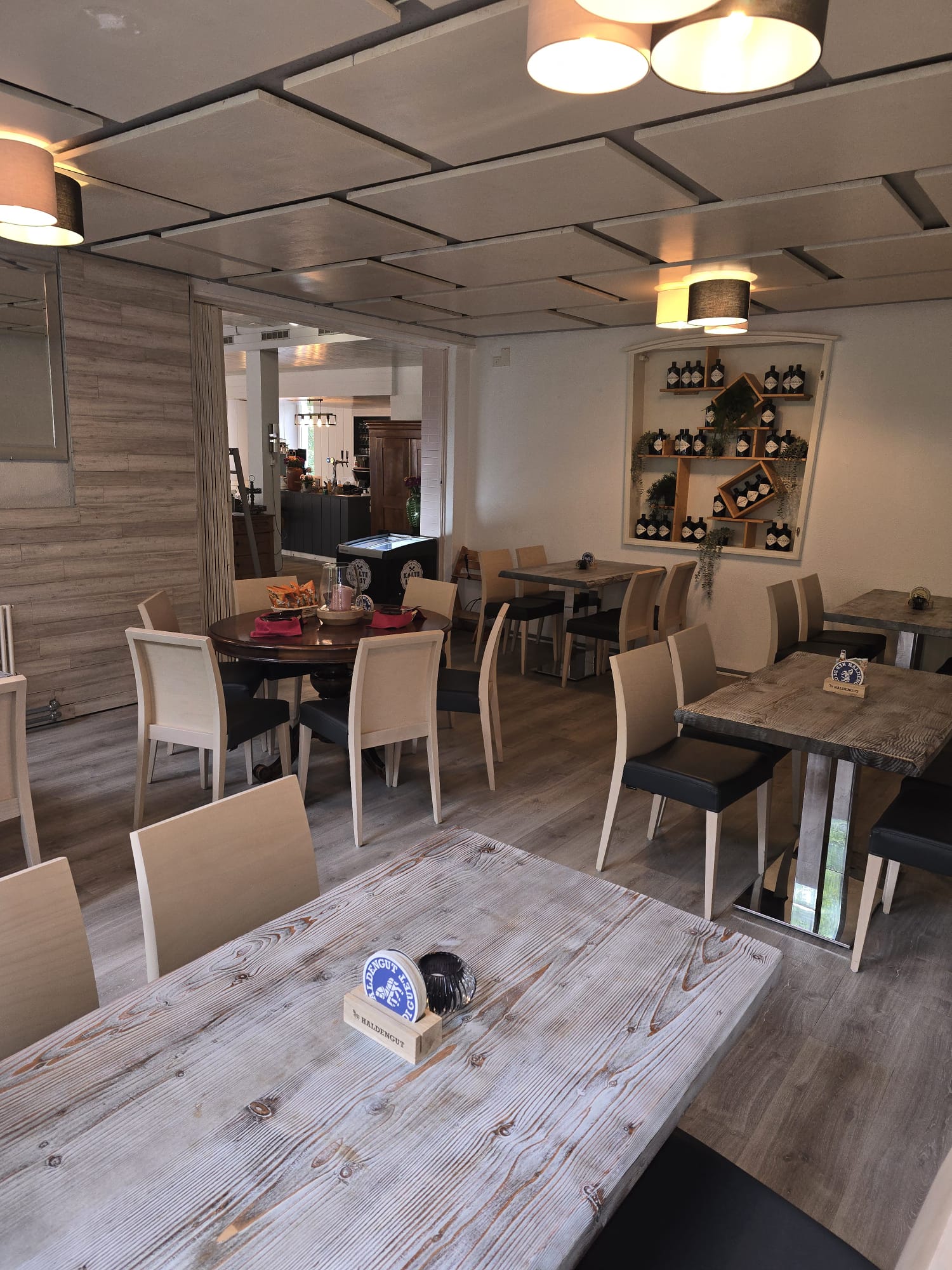 Restaurant, photo 5 of 10