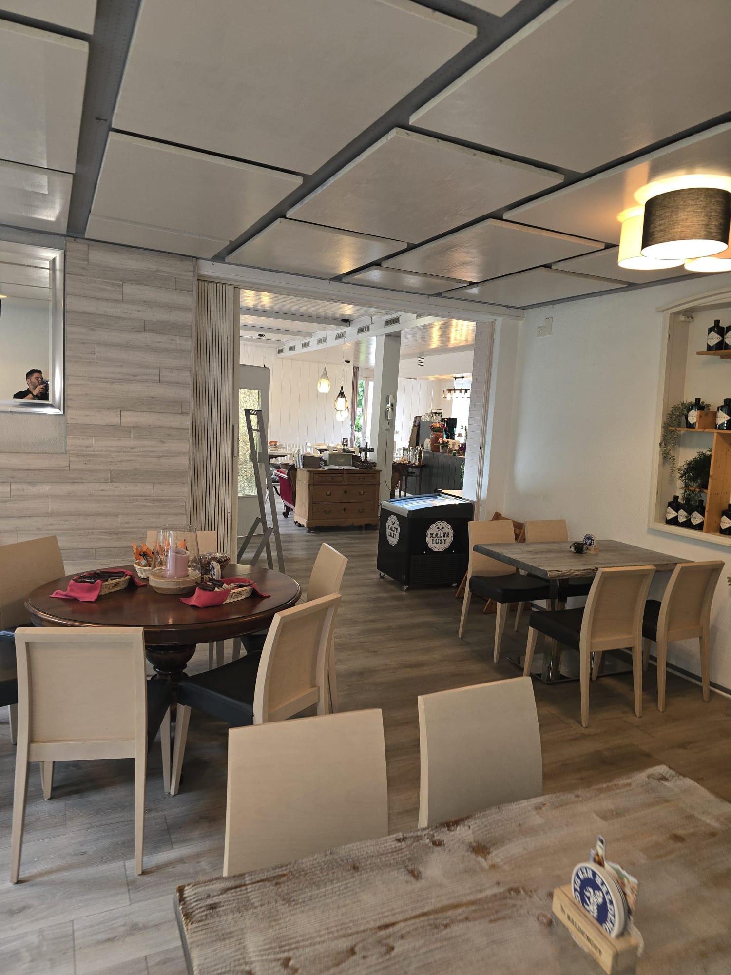 Restaurant, photo 3 of 10
