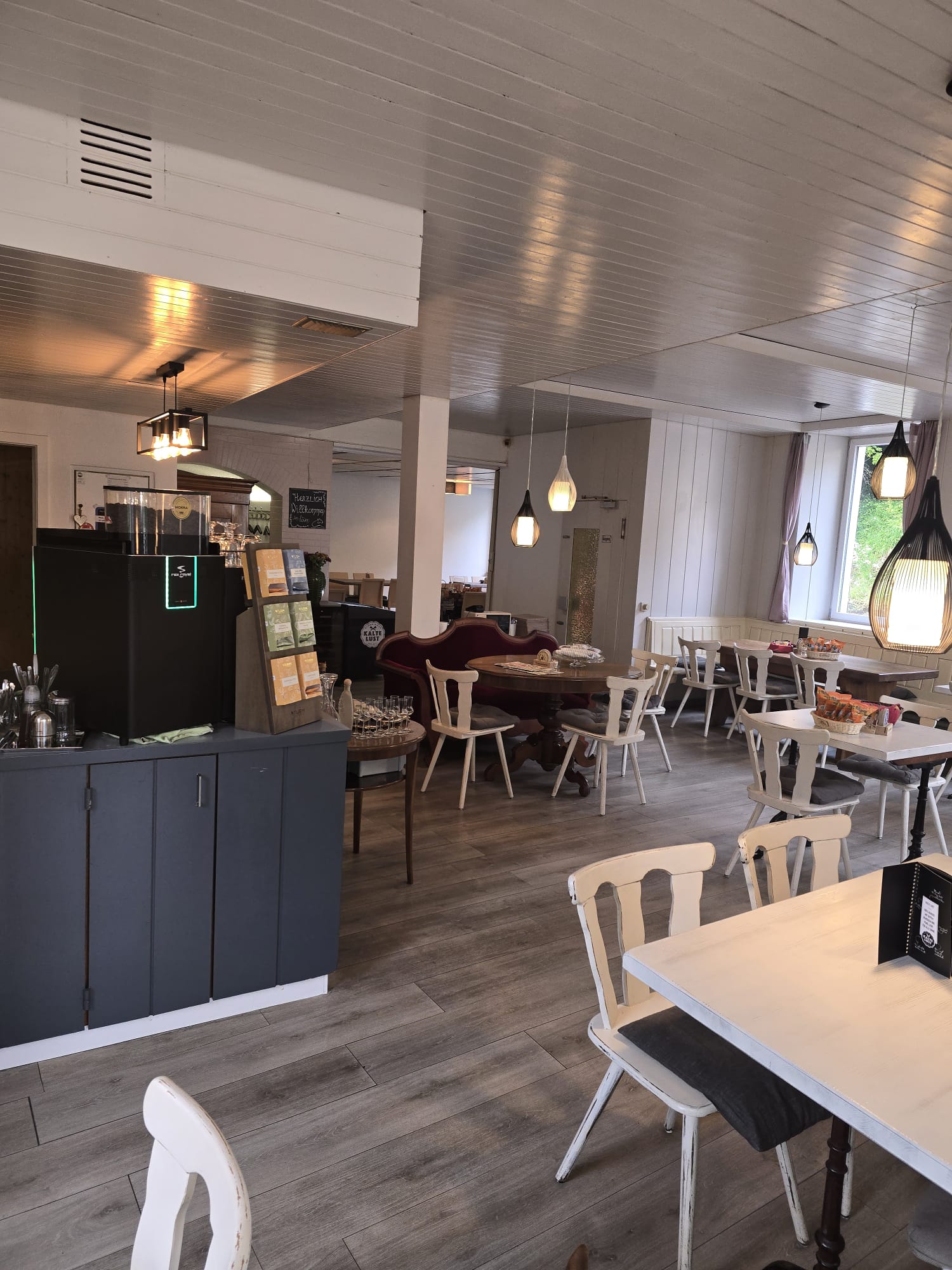 Restaurant, photo 7 of 10