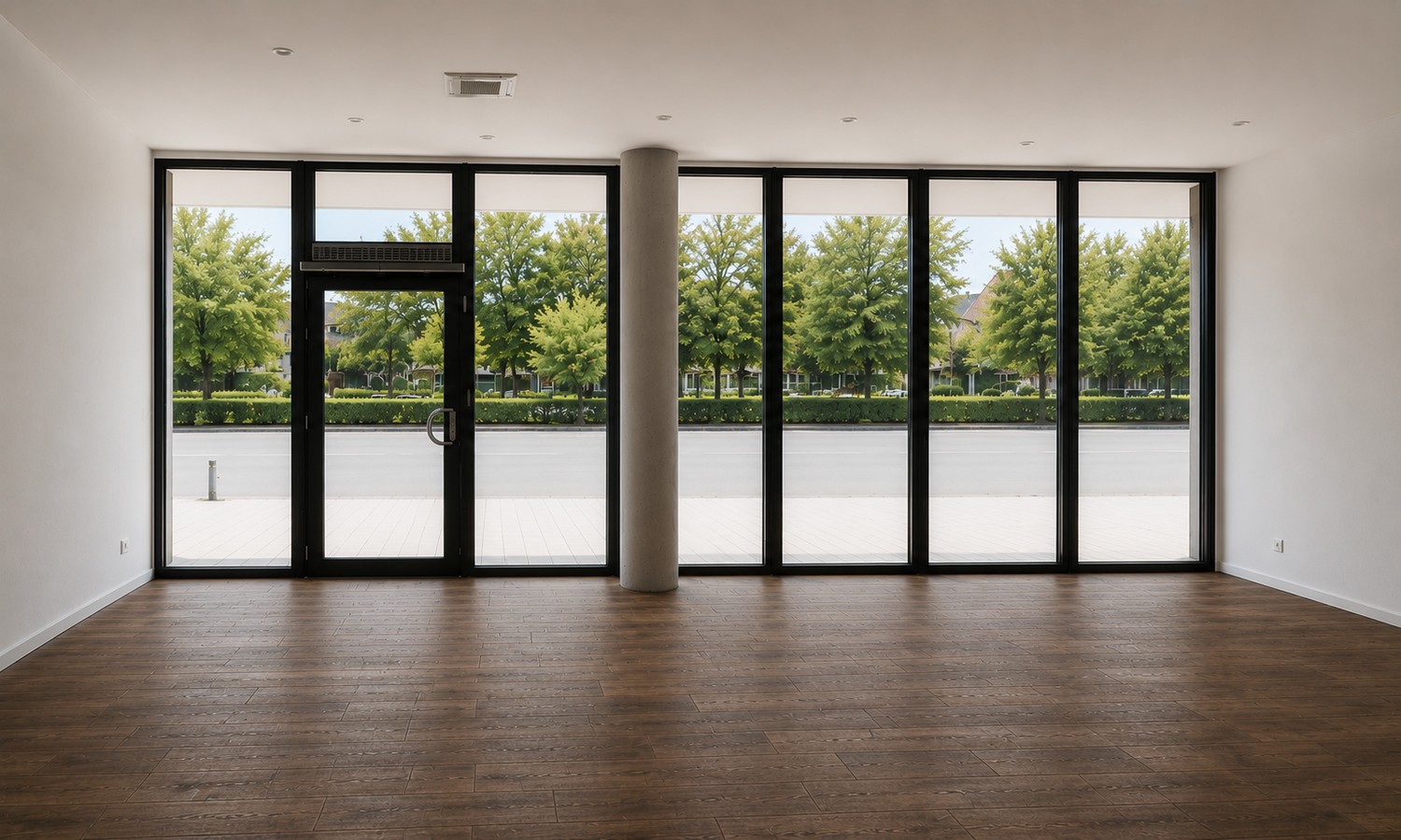 110m² commercial, photo 2 of 10