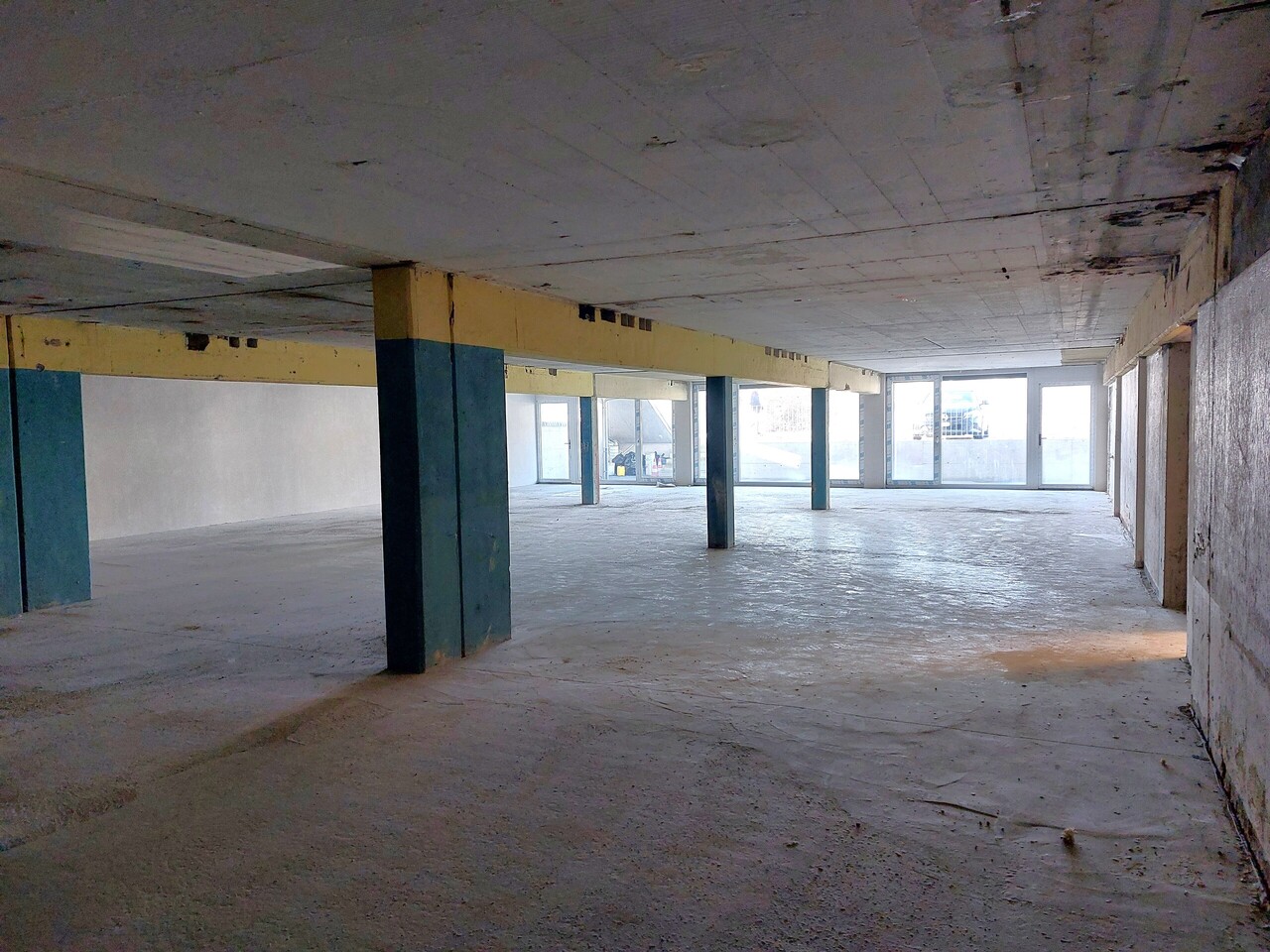 315m² commercial