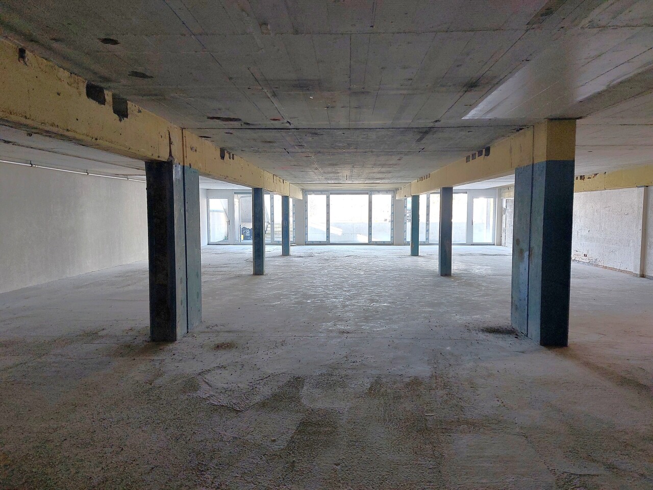 315m² commercial