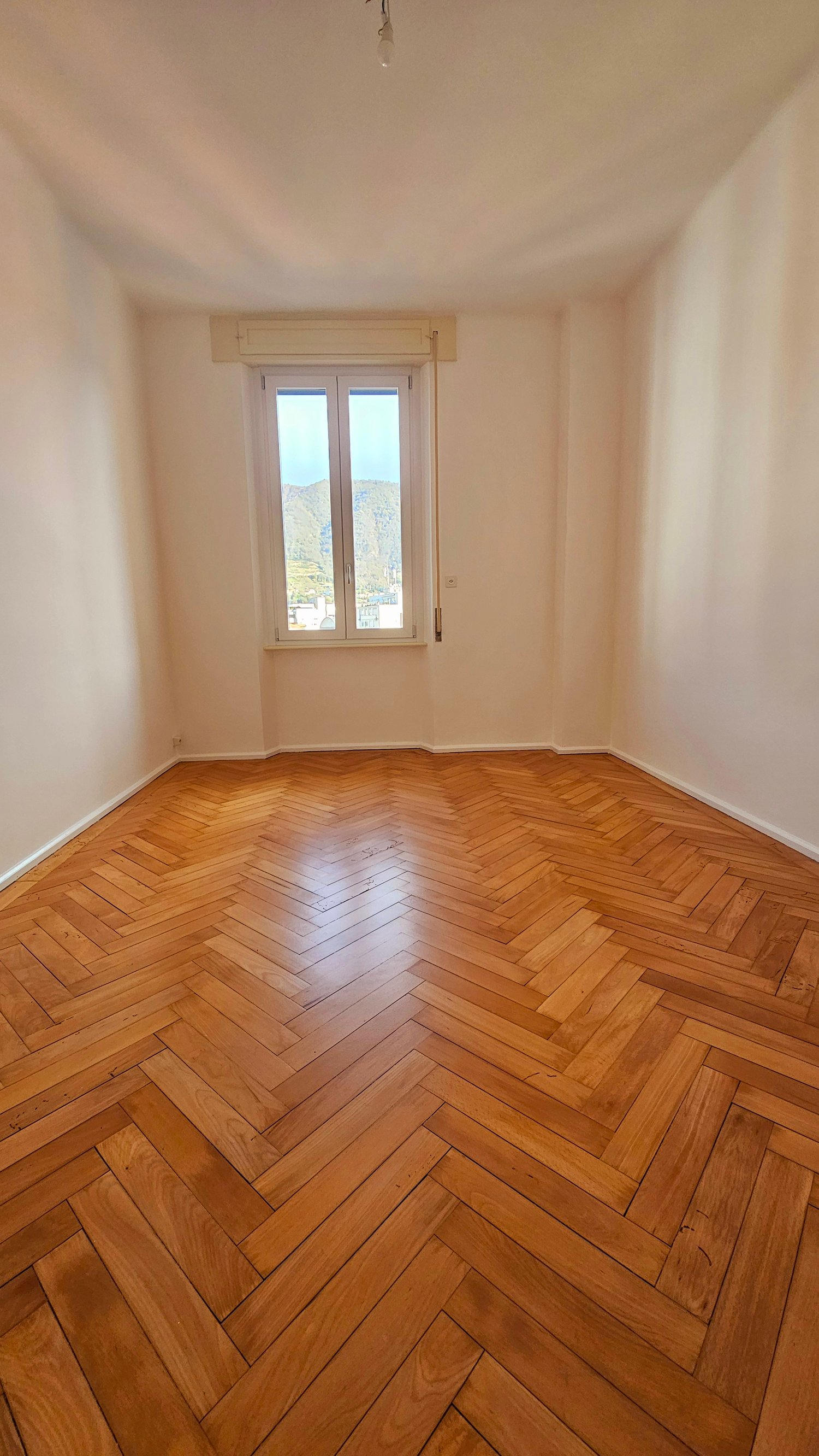 4 rooms apartment, photo 4 of 7