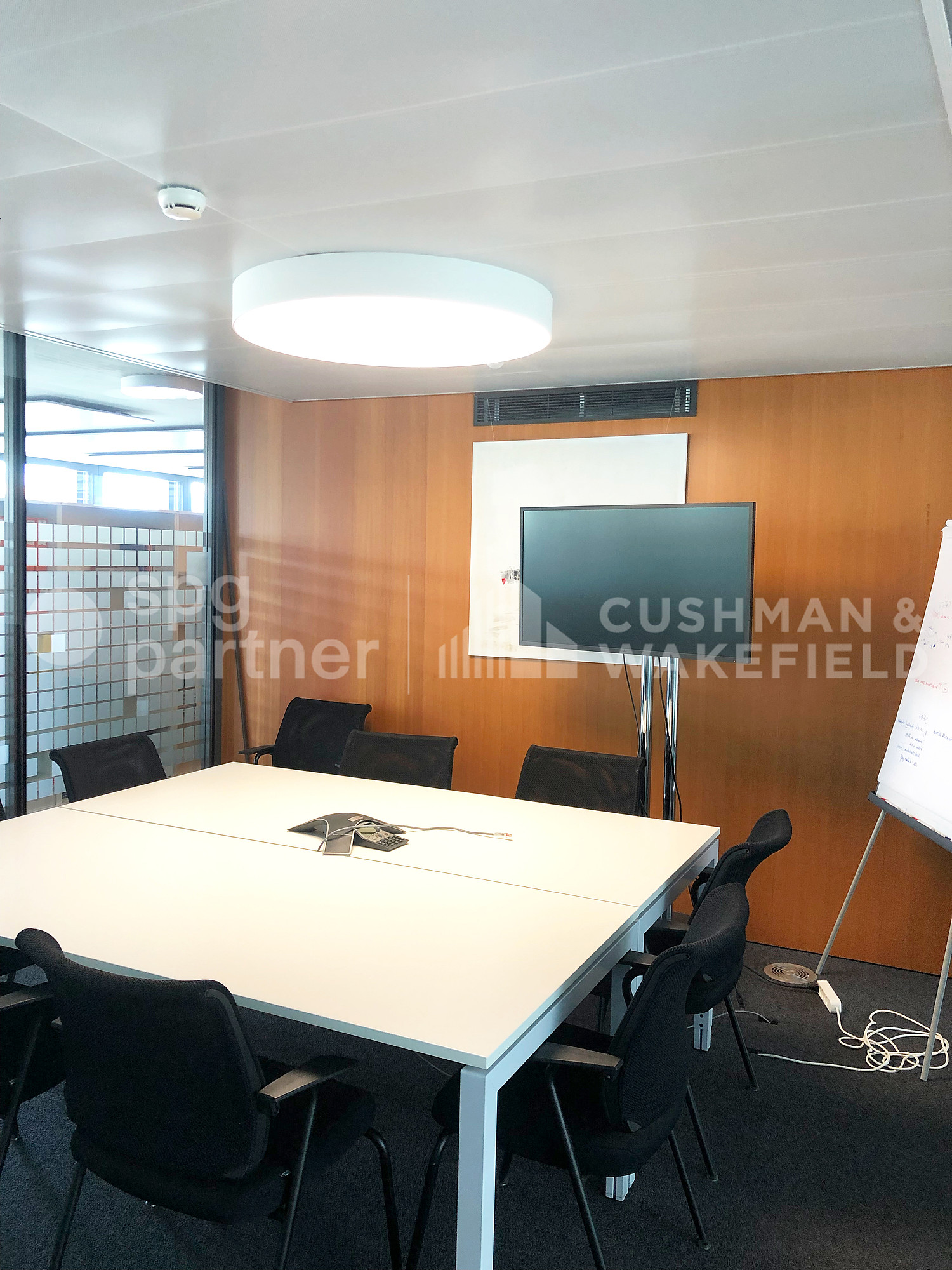 900m² office, photo 7 of 10