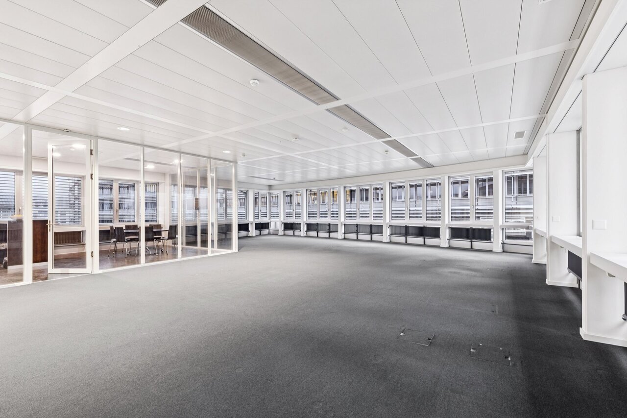288m² office, photo 5 of 9