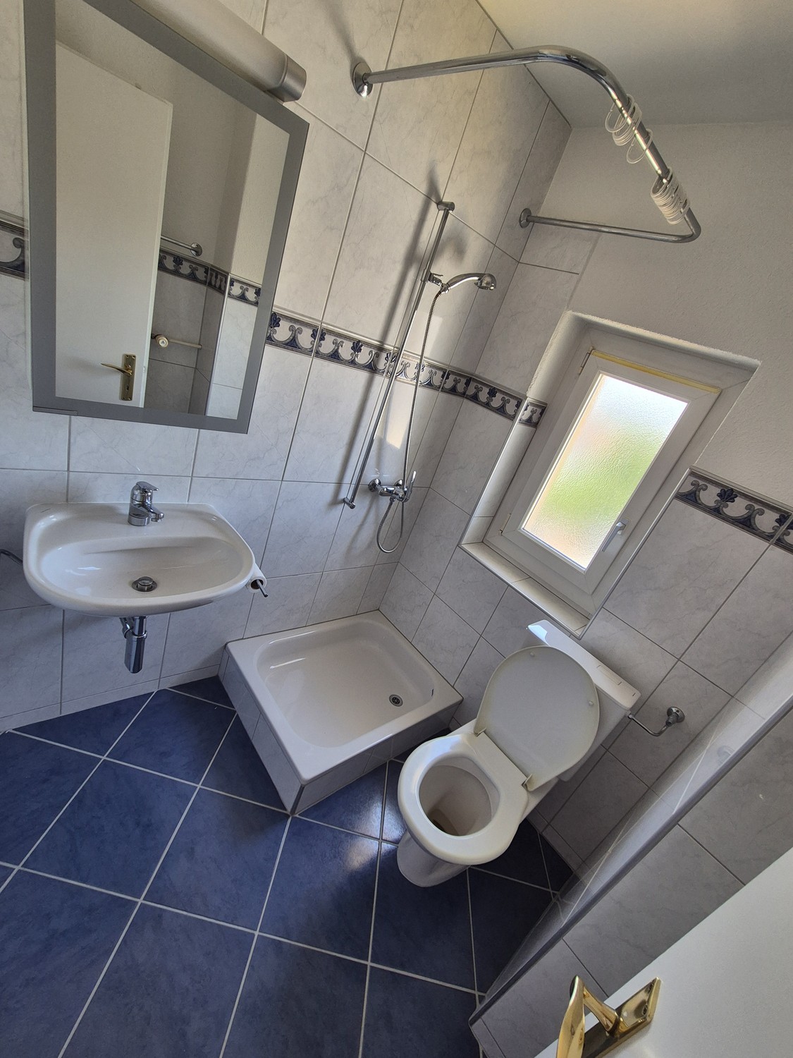 Room in a shared flat, photo 4 of 6