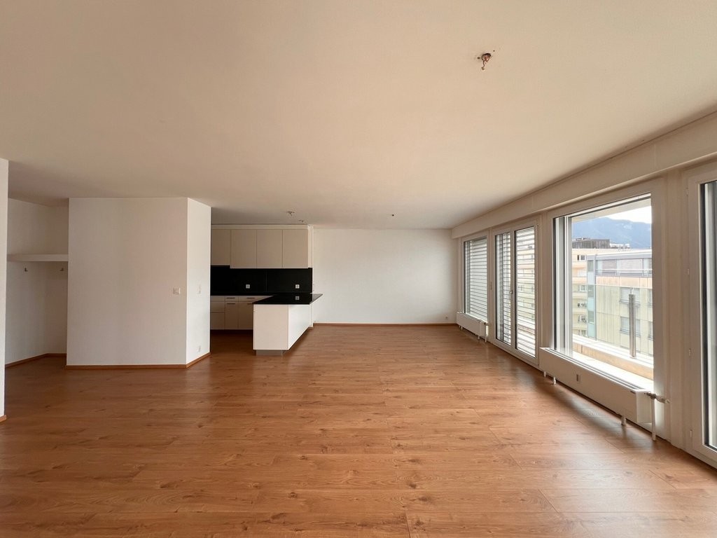 5 ½ rooms attic flat, photo 1 of 10