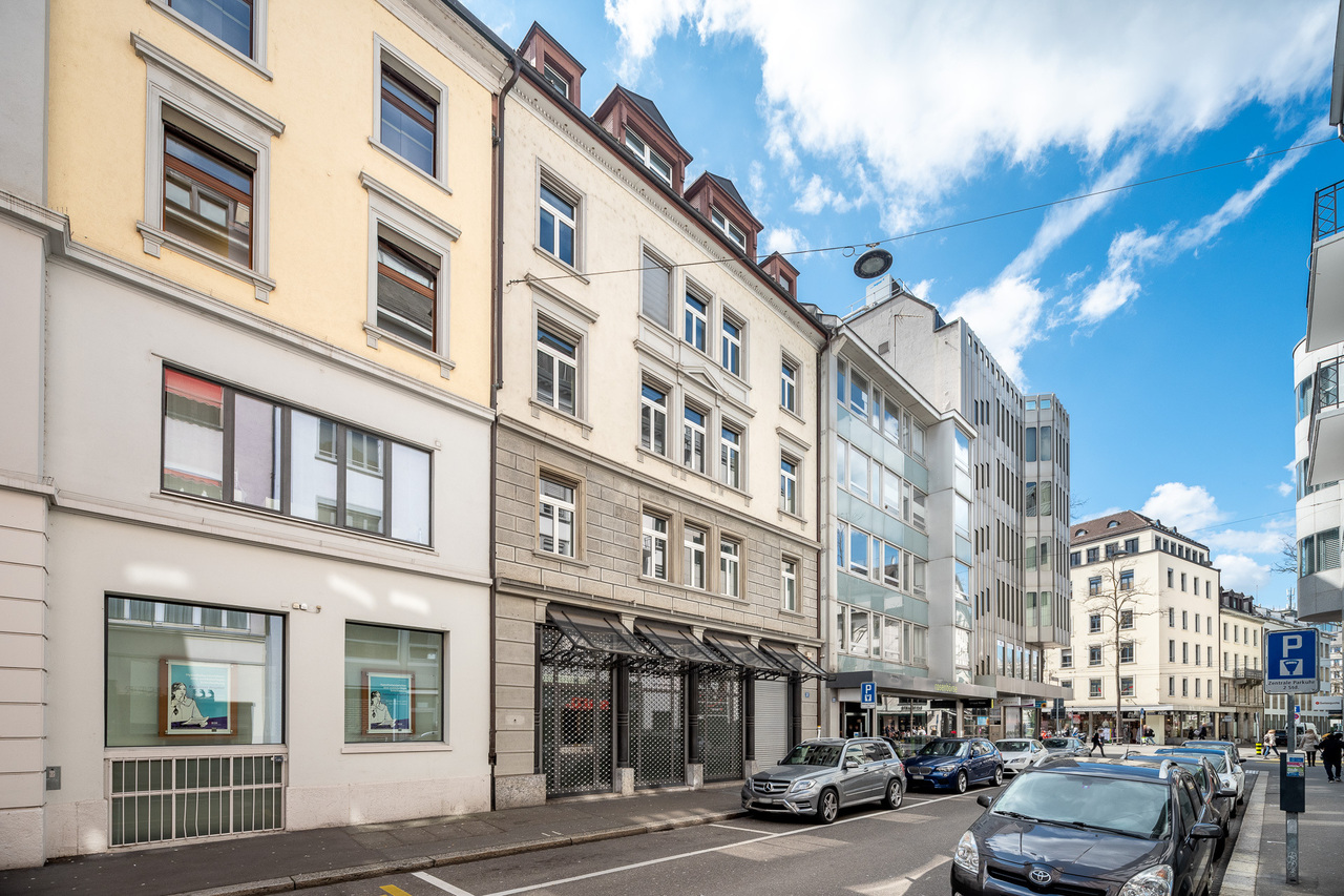 457m² office, photo 1 of 10