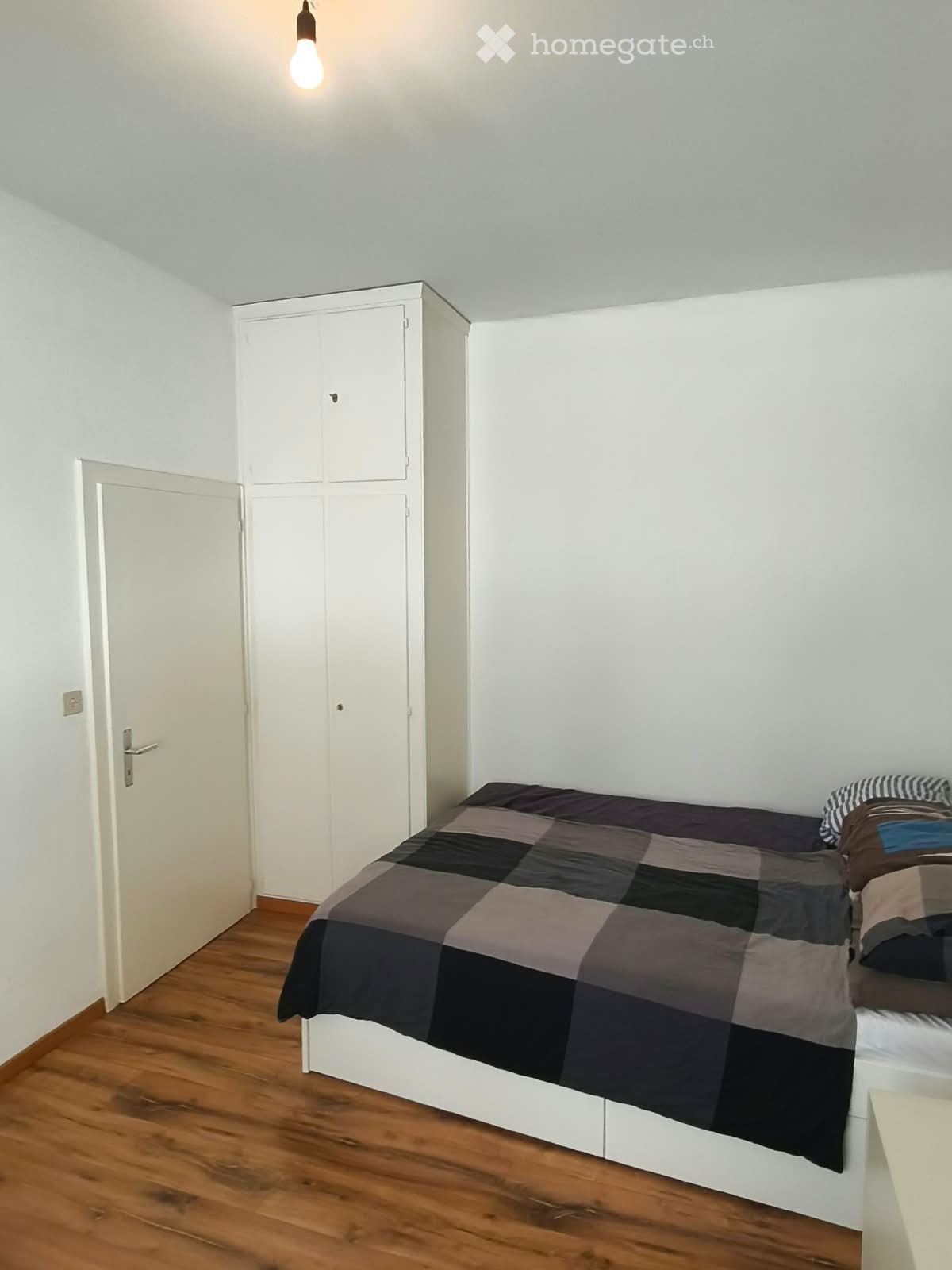 1 room single room, photo 1 of 5