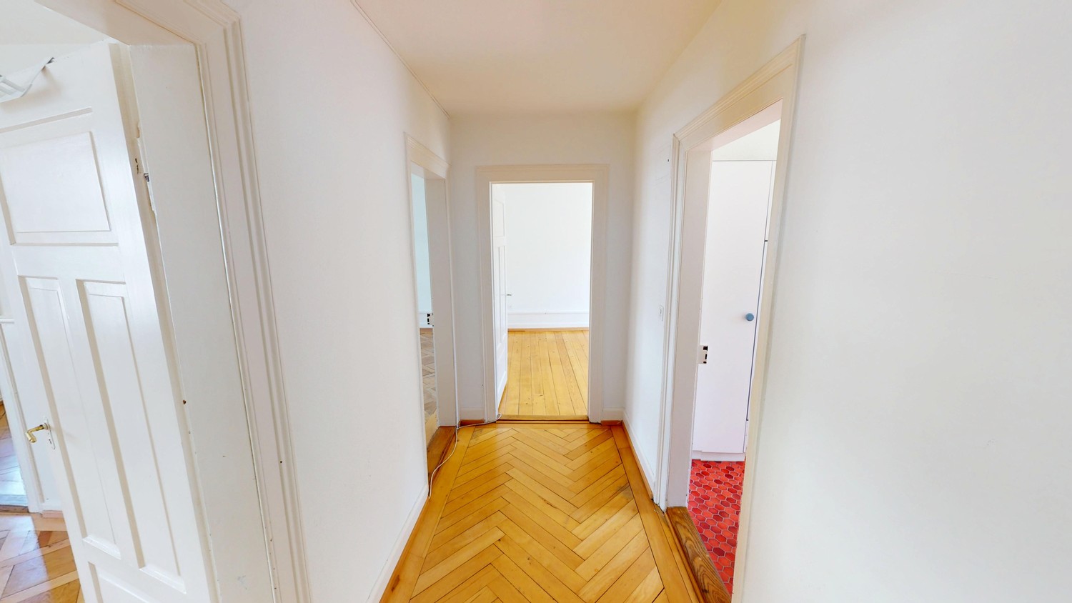 3 room apartment, photo 3 of 9