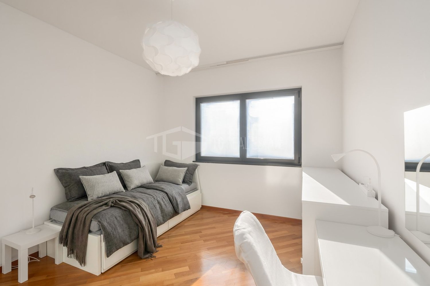 4 ½ rooms attic flat