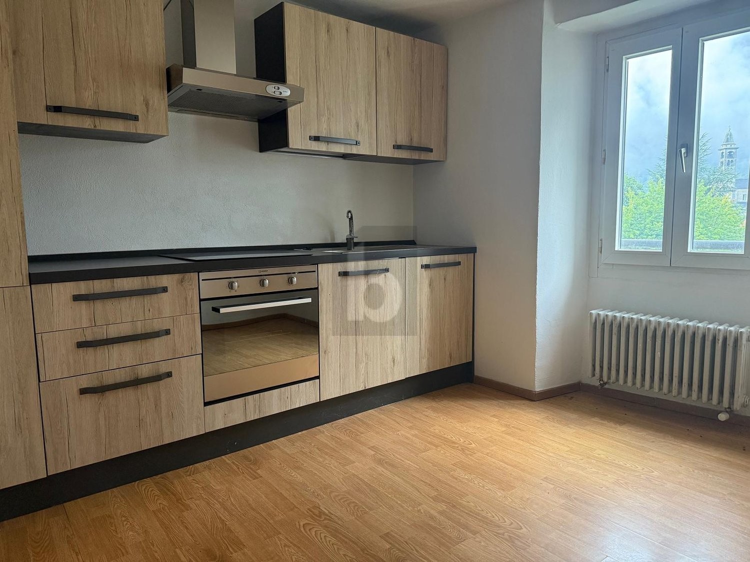 4 rooms apartment, photo 3 of 4