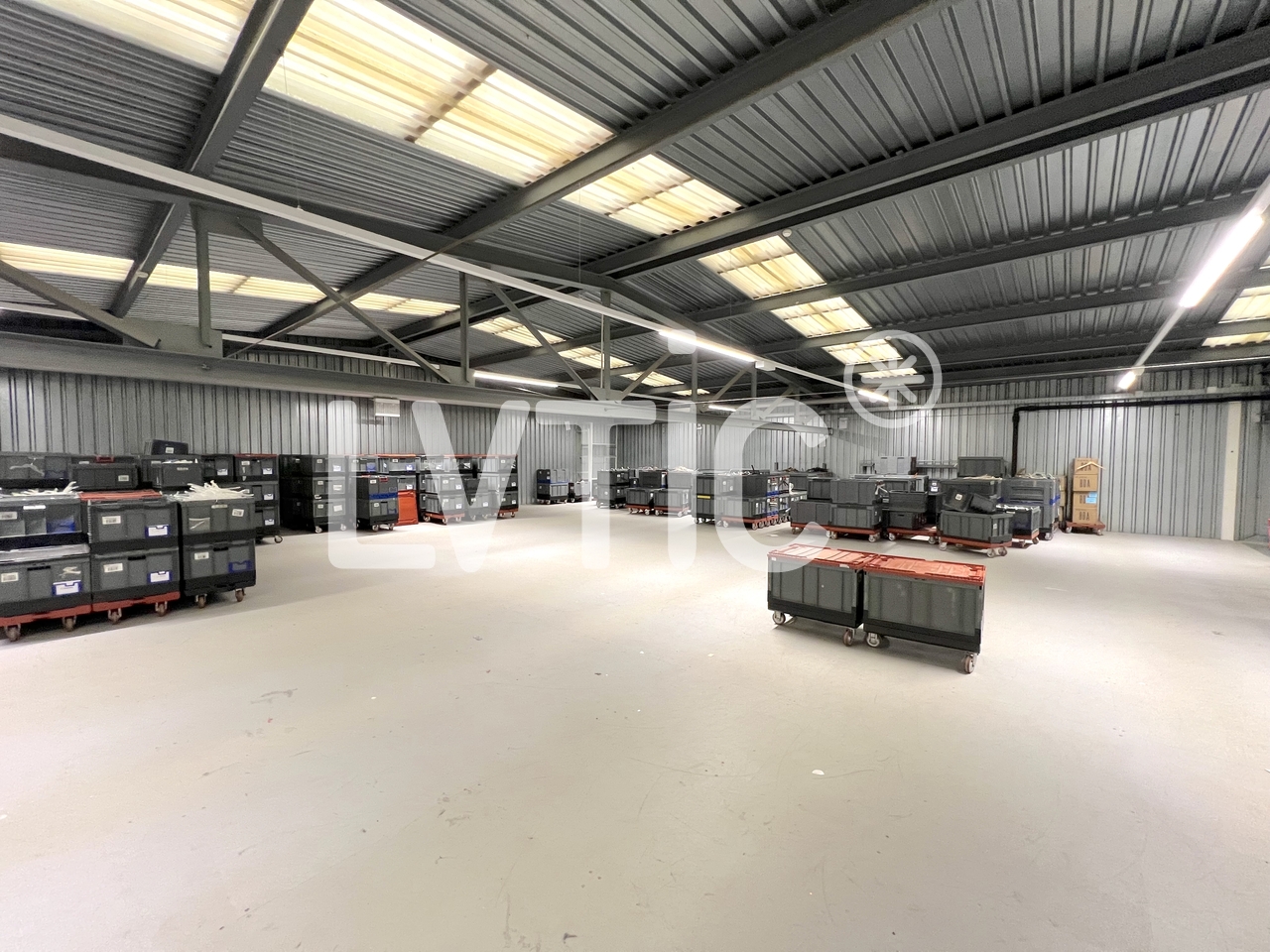5220m² storage room