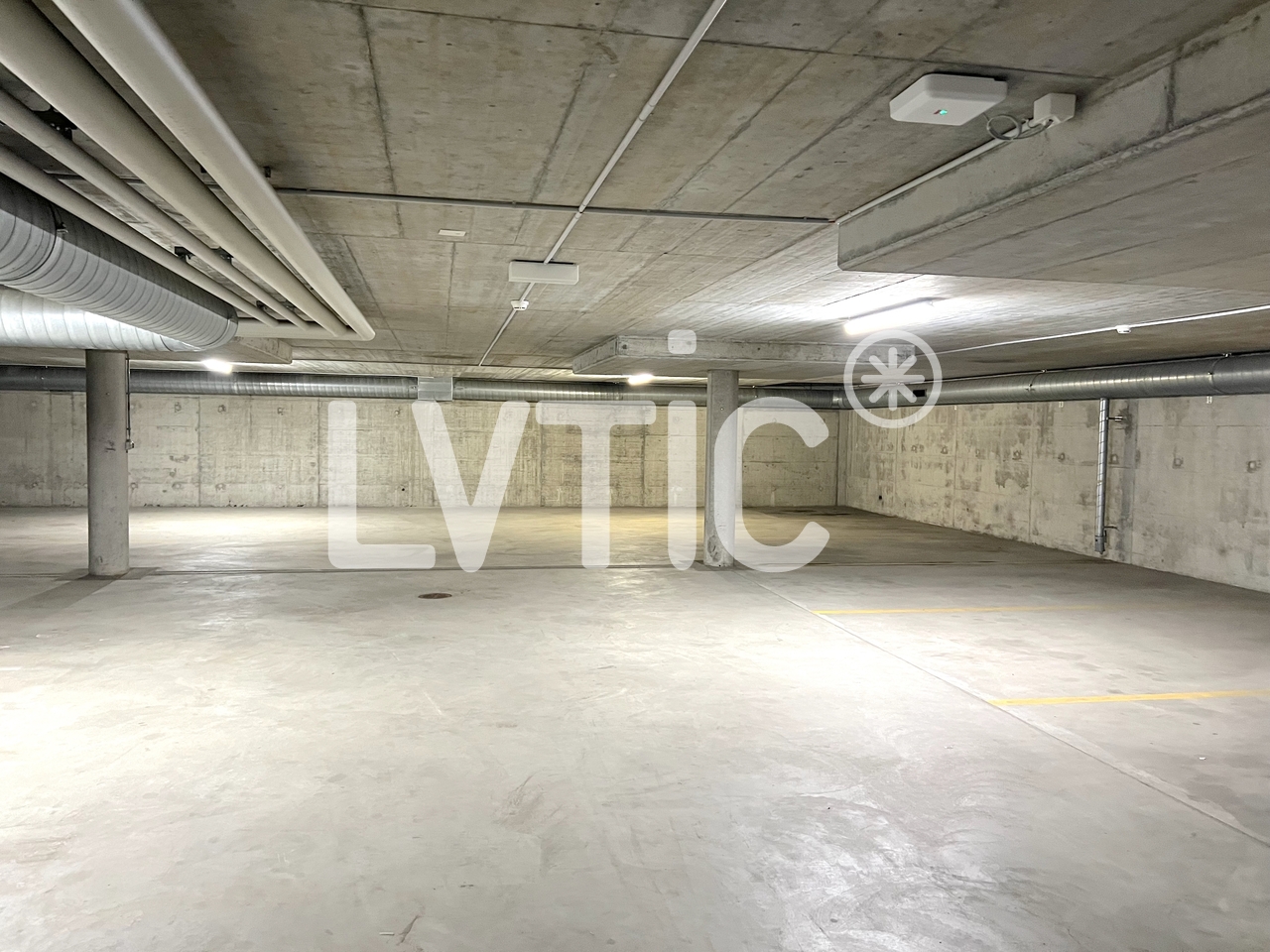 5220m² storage room