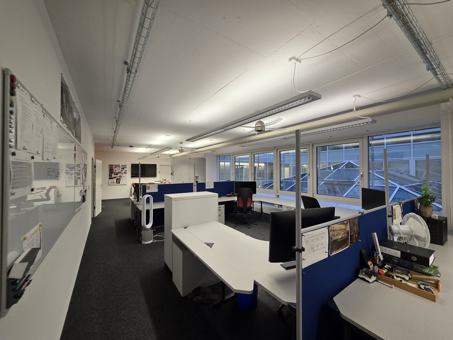 146m² commercial, photo 2 of 10