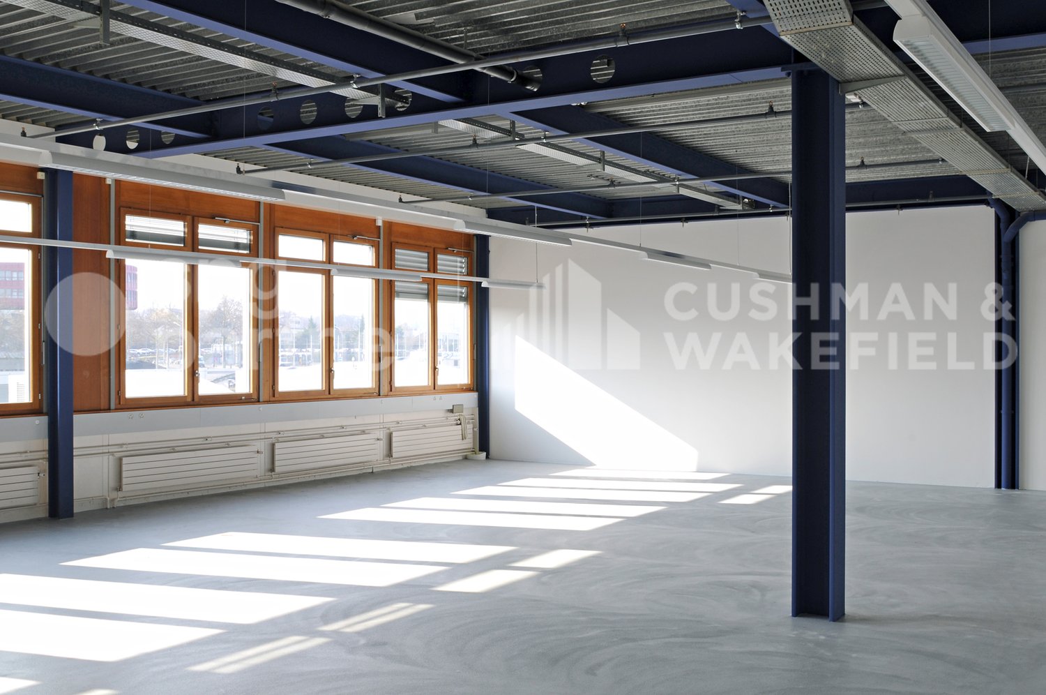 500m² office, photo 2 of 5