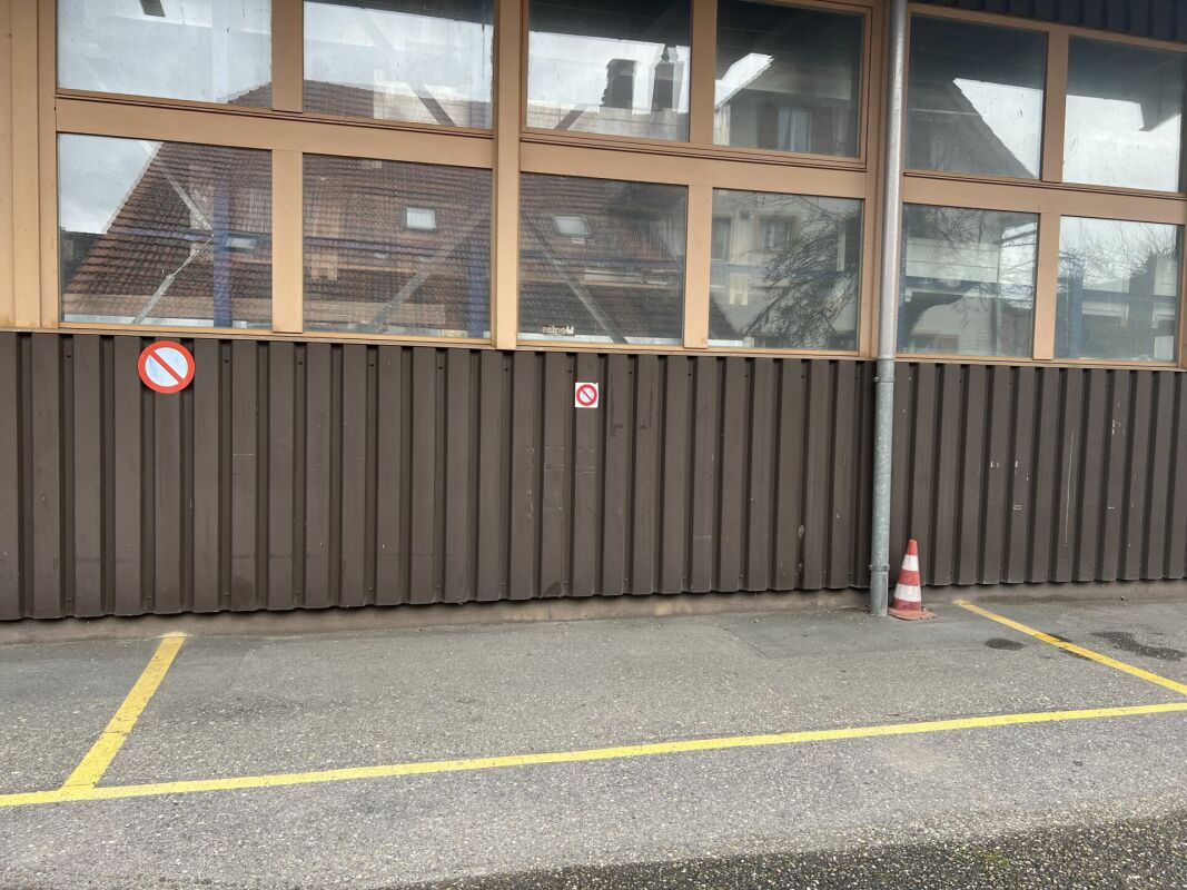 Open slot, photo 1 of 2