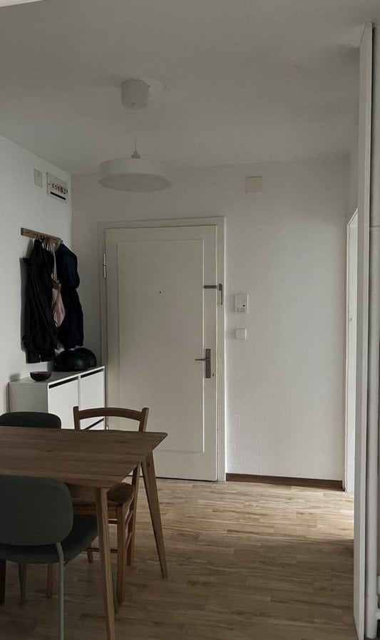 1 room single room, Foto 2 von 3