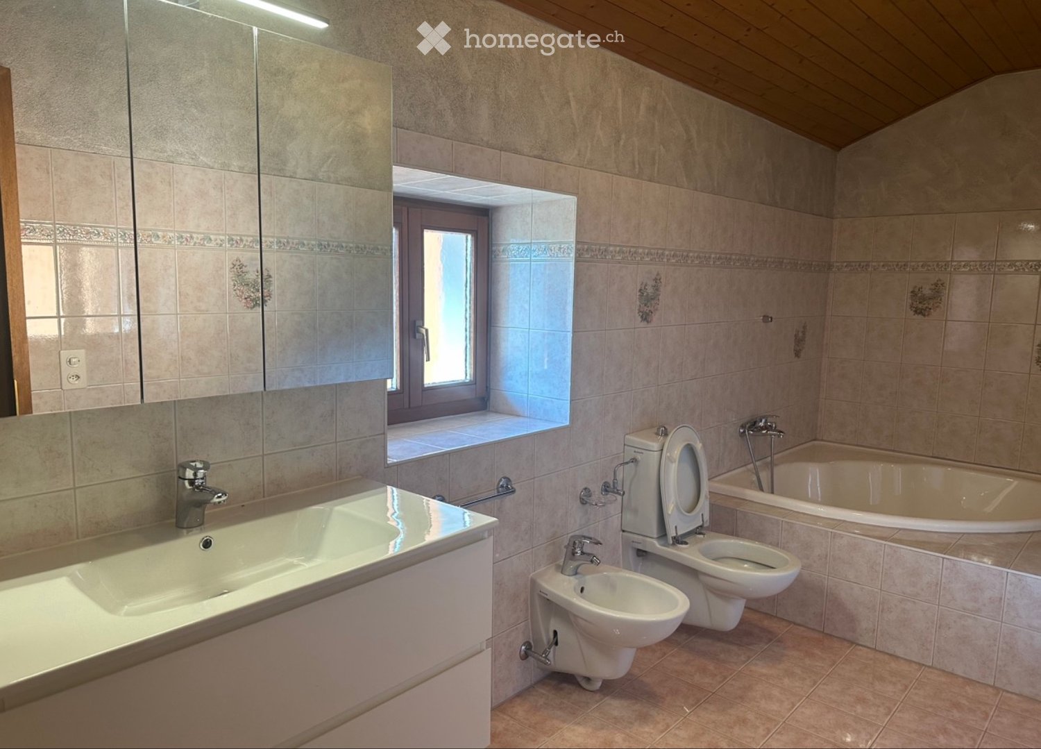 4 rooms apartment, photo 4 of 5
