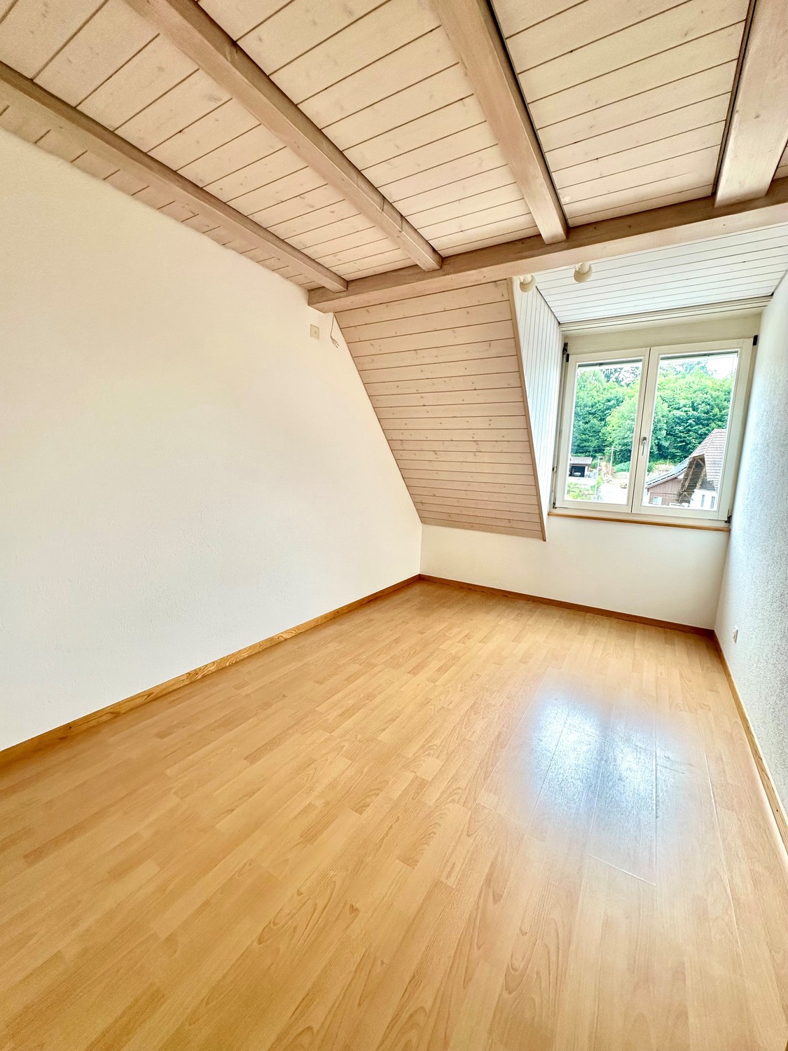 4 rooms apartment, photo 5 of 10