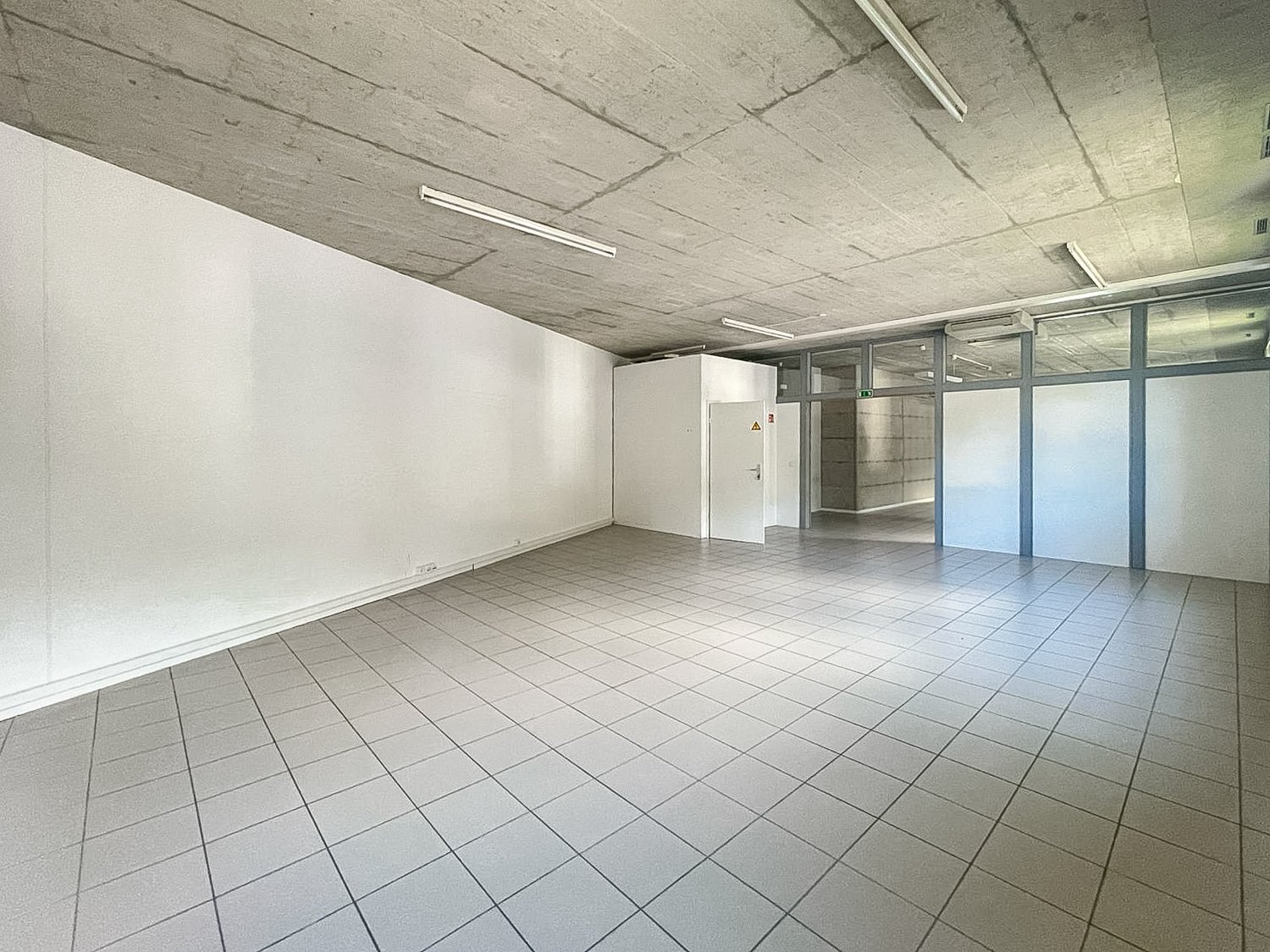 245m² office, photo 4 of 7