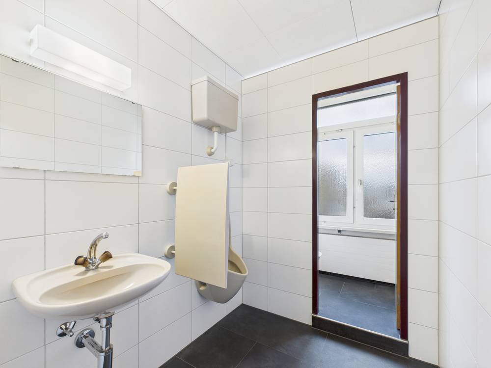 2167m² industrial object, photo 10 of 10