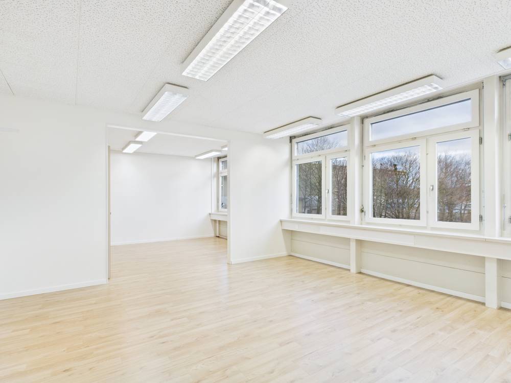 2167m² industrial object, photo 8 of 10