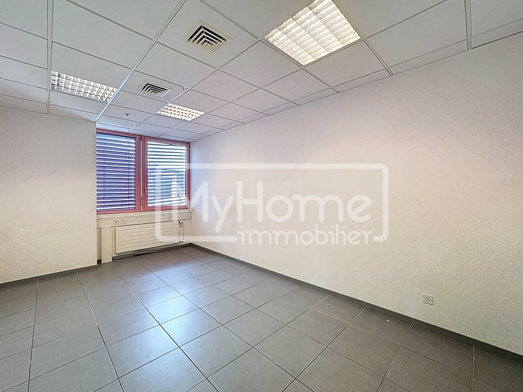516m² shop, photo 10 of 10