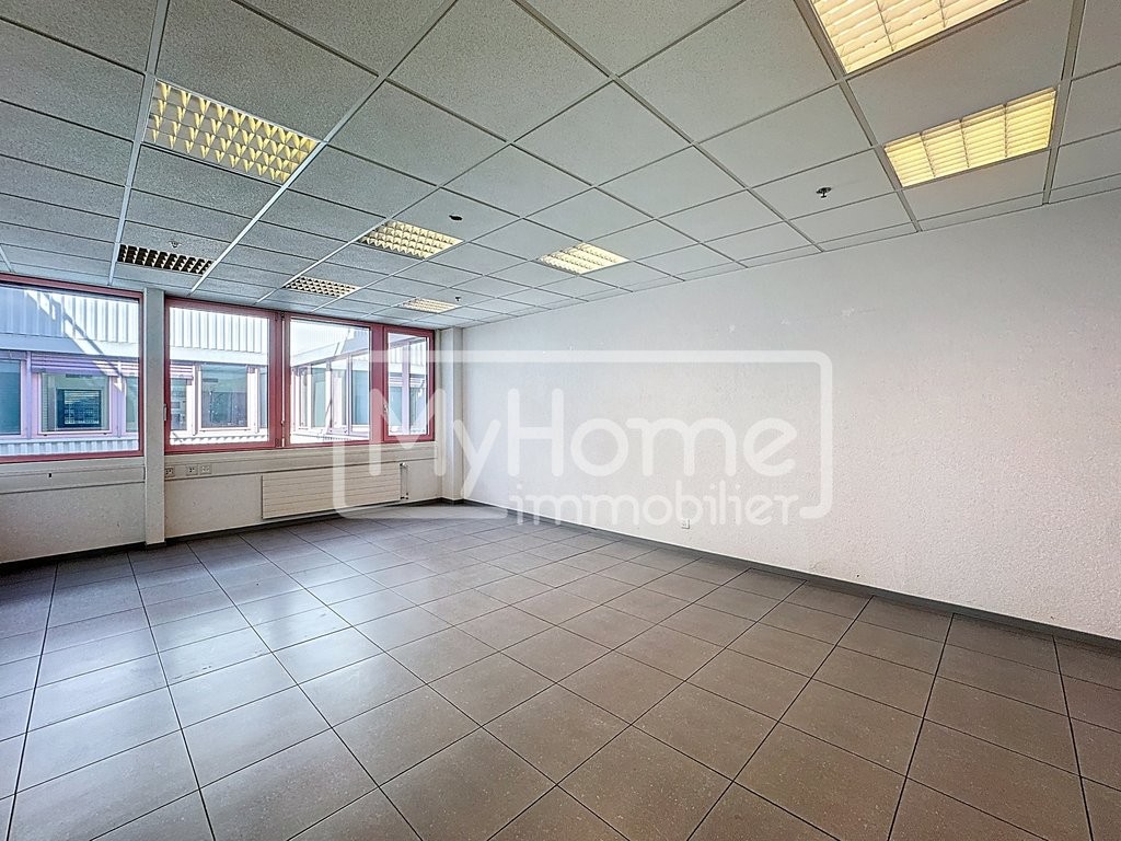 516m² shop, photo 9 of 10