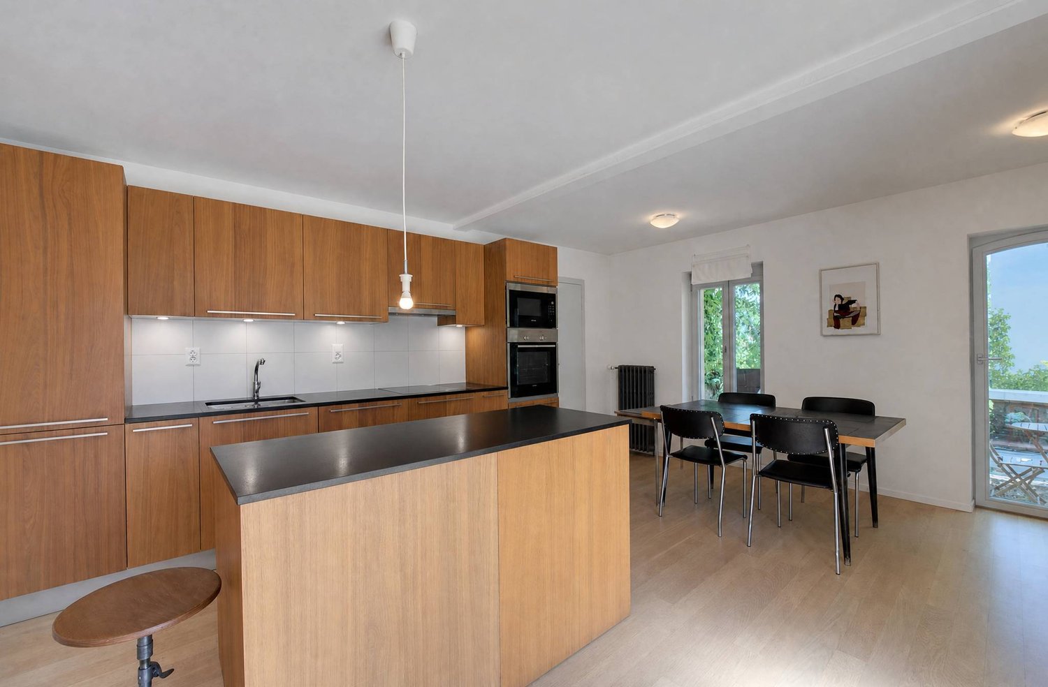4 rooms single house