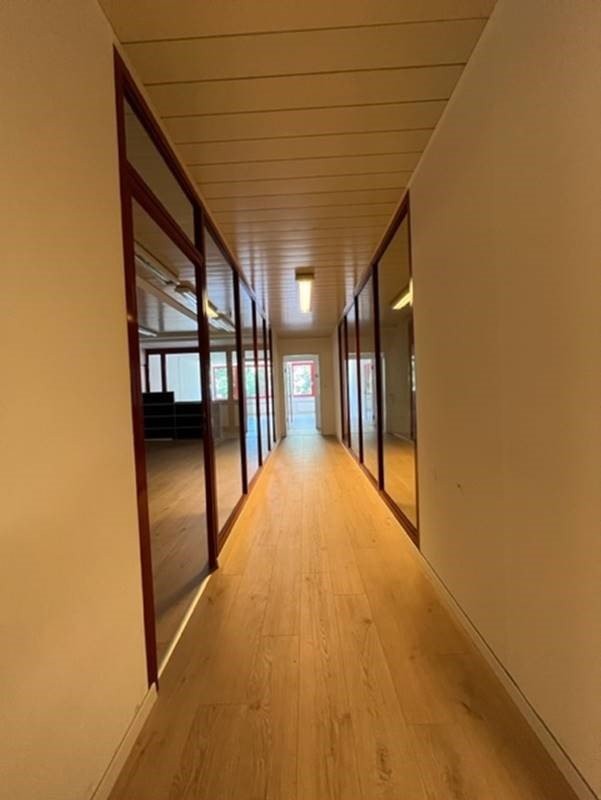 246m² office, photo 8 of 10