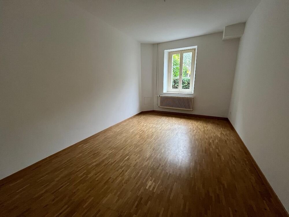 5 rooms apartment