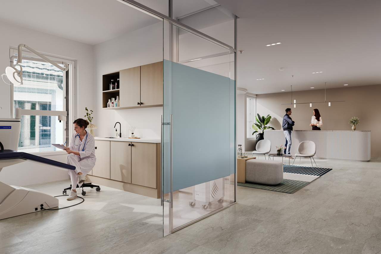 660m² office, photo 4 of 6