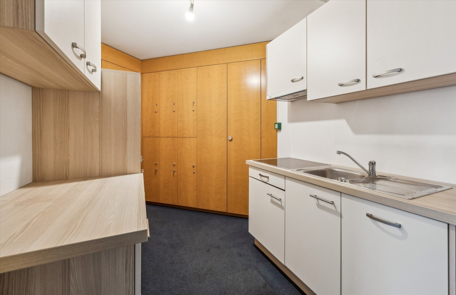 420m² office, photo 6 of 6