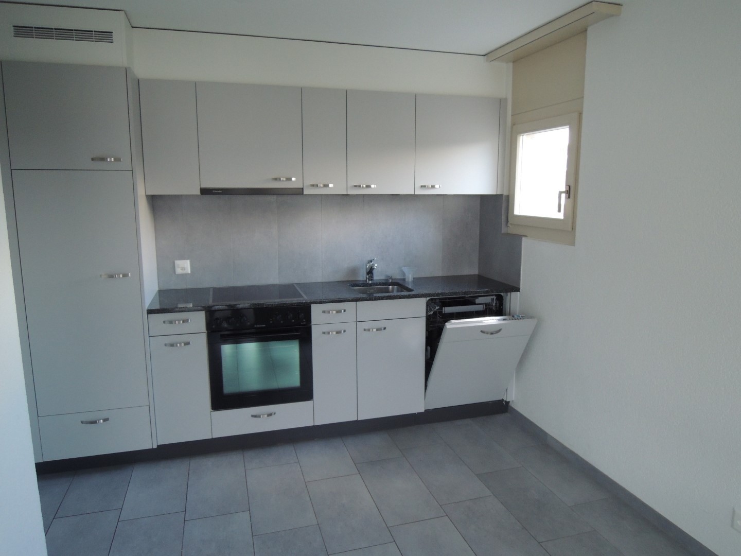 Appartamento di 5 ½ locali, foto 3 di 8
