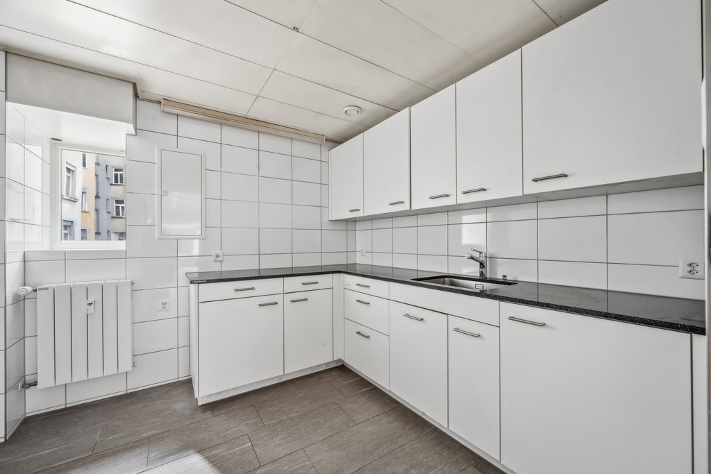 65m² shop, photo 7 of 8