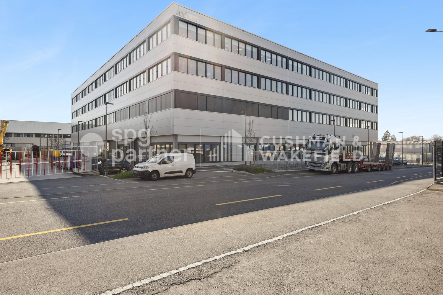650m² commercial, photo 8 of 10