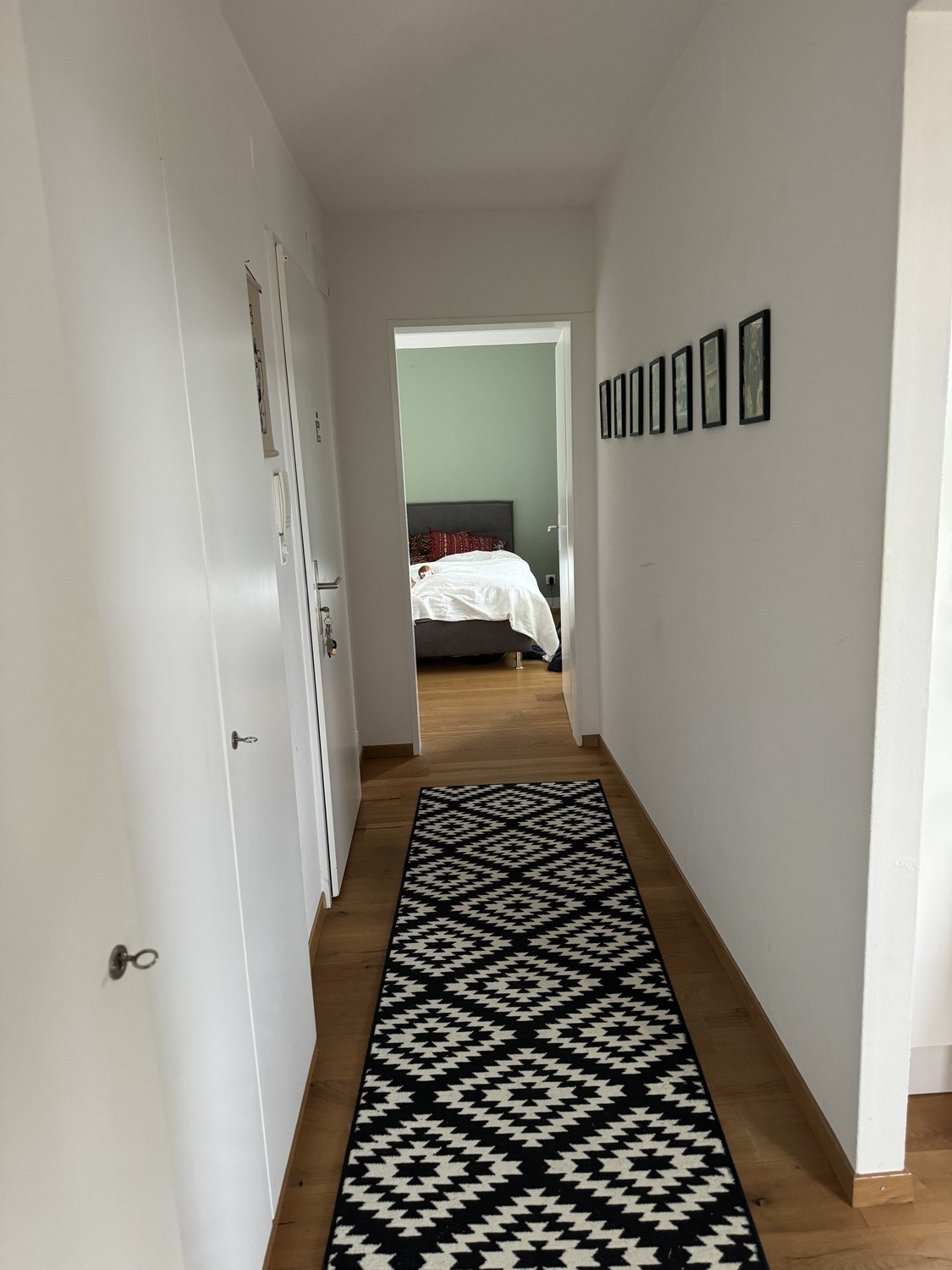 1 room apartment, photo 1 of 7