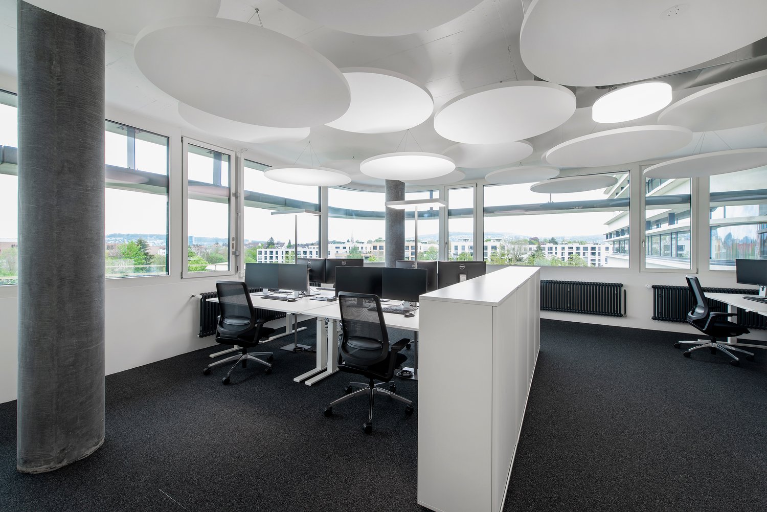 2200m² office, photo 4 of 7