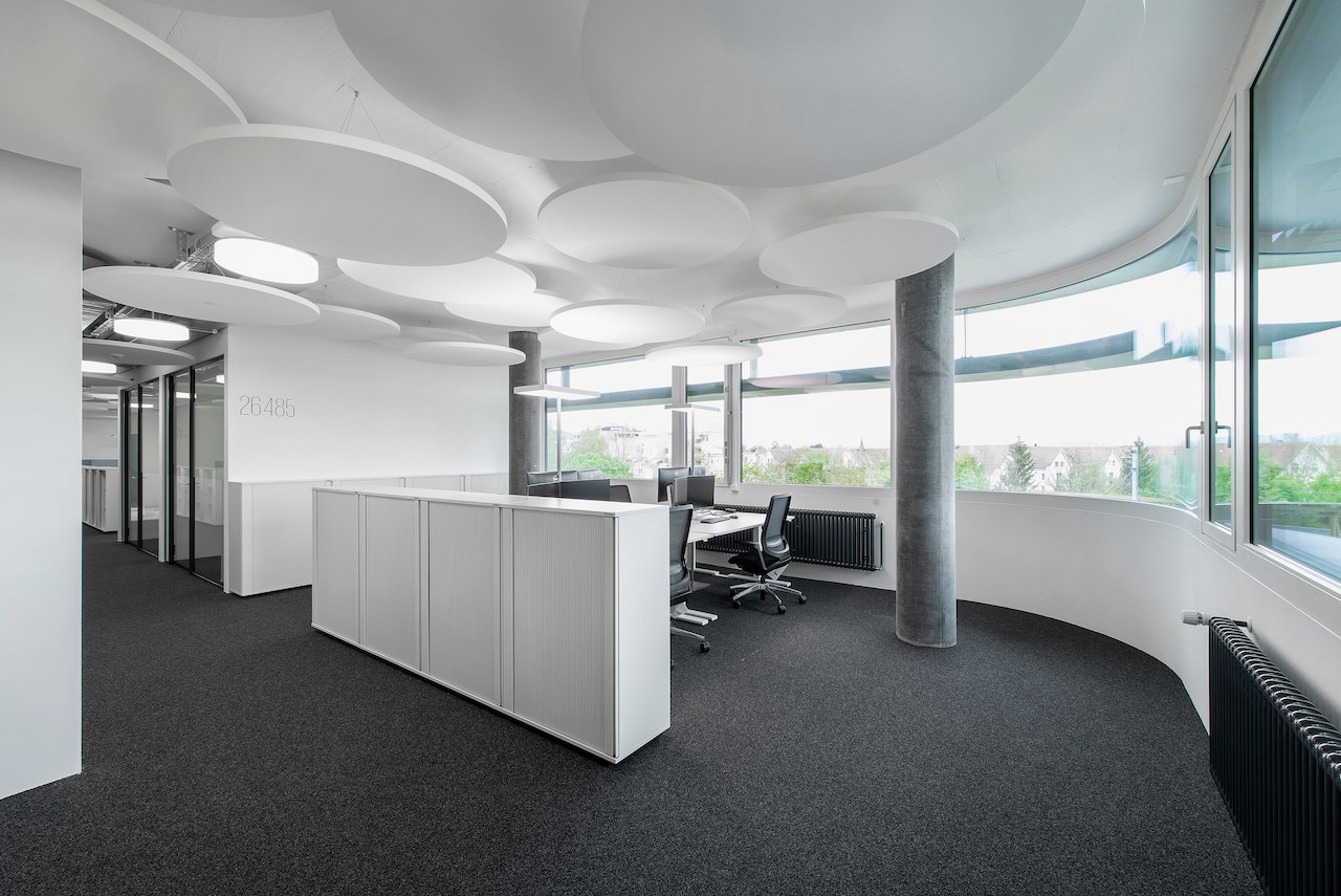 2200m² office, photo 2 of 7
