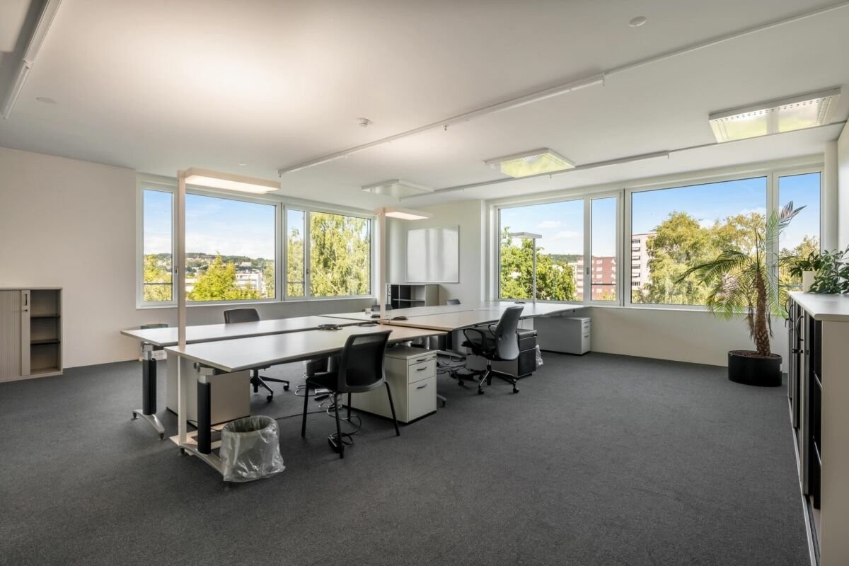 3500m² office